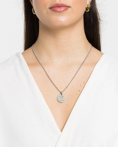 Luzia Necklace - Name and Date