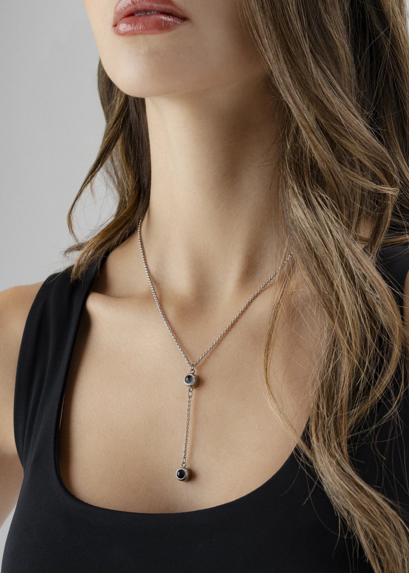 Colar Par de Amor - Duas fotografias